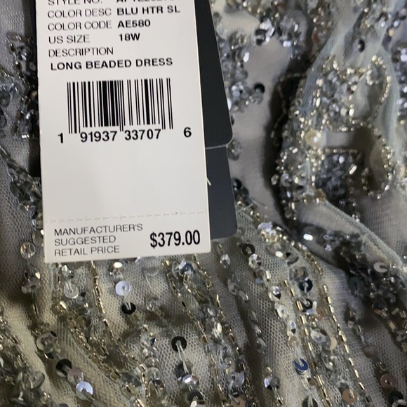 Adrianna Papell off shoulder beaded long gown - Picture 11 of 12